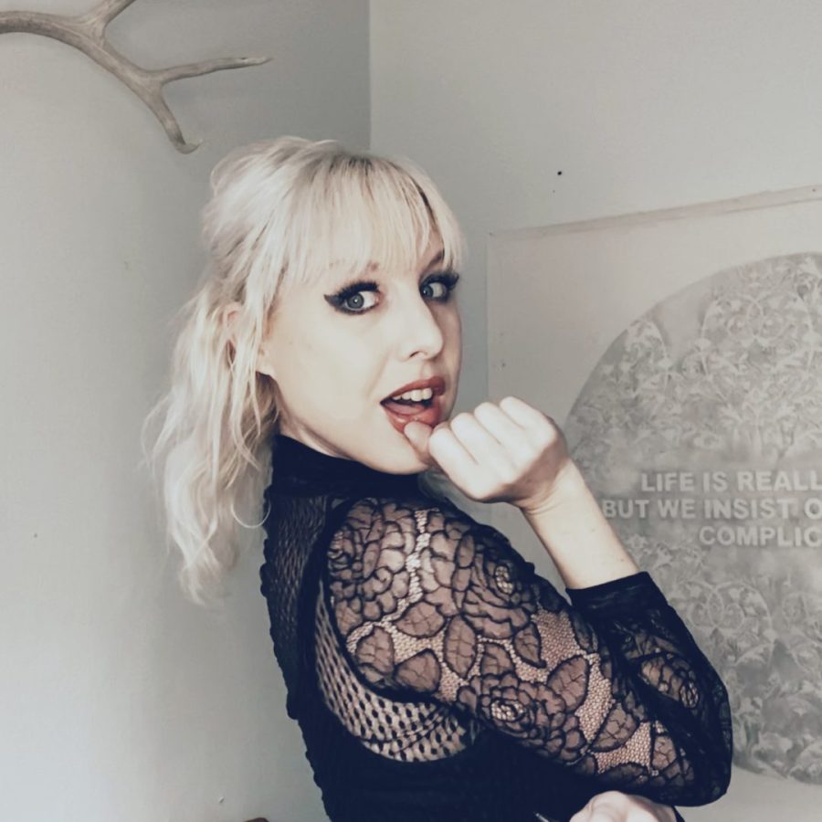 Portrait of Amanda Manitach
